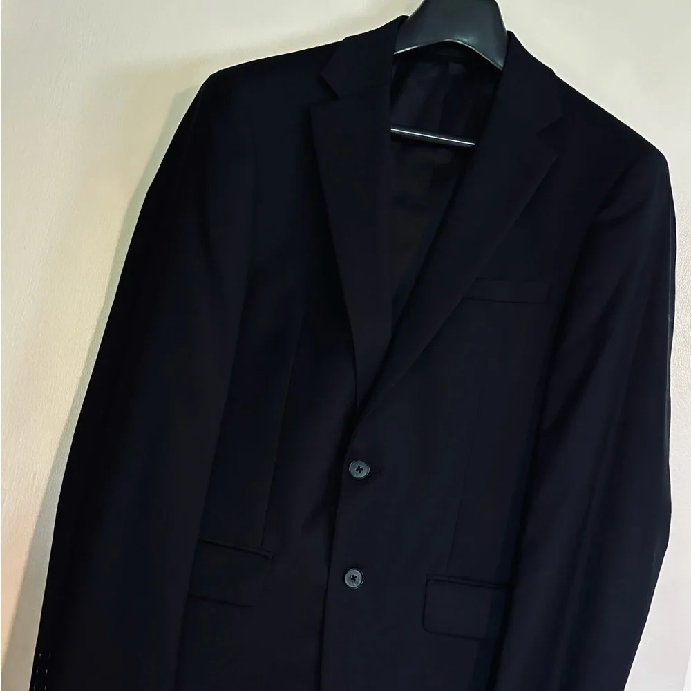 Calvin Klein Men’s Black Slim Fit Suit Jacket 38R - Picture 3 of 8